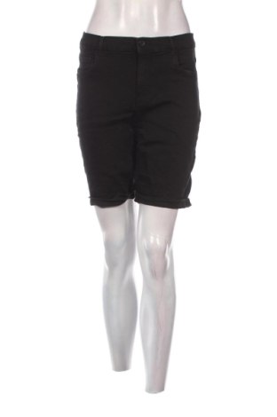 Дамски къс панталон ONLY, Размер L, Цвят Черен, Цена 8,69 €, #136570355