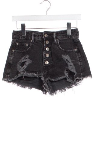 Дамски къс панталон Pull&Bear, Размер XS, Цвят Черен, Цена 9,78 €