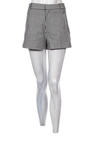 Damen Shorts Stradivarius, Größe M, Farbe Mehrfarbig, Preis 12,99 €