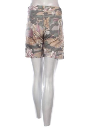 Pantaloni scurți de femei Unbranded, Mărime L, Culoare Multicolor, Preț 60,99 Lei