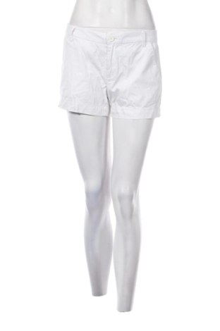 Damen Shorts United Colors Of Benetton, Größe L, Farbe Weiß, Preis 22,99 €