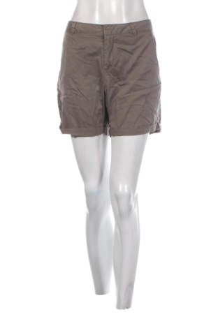 Дамски къс панталон Vero Moda, Размер L, Цвят Бежов, Цена 9,71 €, #136570780