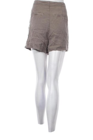 Damen Shorts Vero Moda, Größe L, Farbe Beige, Preis 13,99 €