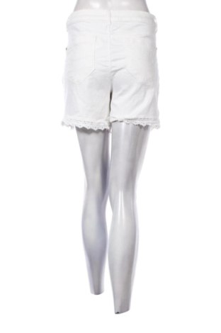 Damen Shorts Yessica, Größe XXL, Farbe Weiß, Preis 12,99 €