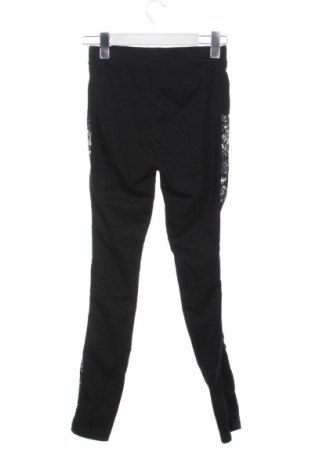 Дамски клин Urban Classics, Размер XS, Цвят Черен, Цена 19,42 €