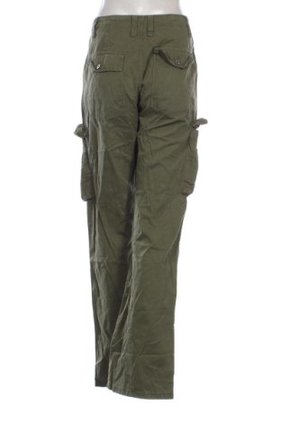 Női nadrág Bershka, Méret M, Szín Zöld, Ár 7 499 Ft