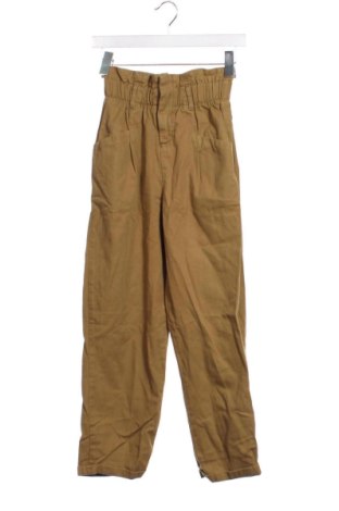 Дамски панталон Bershka, Размер XS, Цвят Зелен, Цена 15,33 €