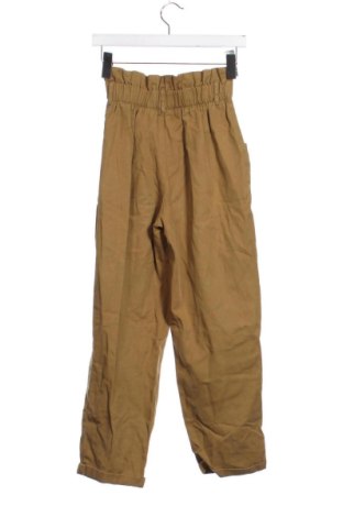 Дамски панталон Bershka, Размер XS, Цвят Зелен, Цена 15,33 €