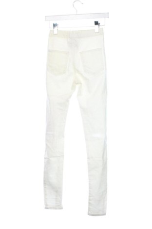 Дамски панталон Bershka, Размер XS, Цвят Екрю, Цена 15,00 €