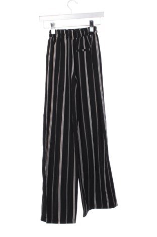 Damenhose Bershka, Größe XS, Farbe Mehrfarbig, Preis 19,99 €