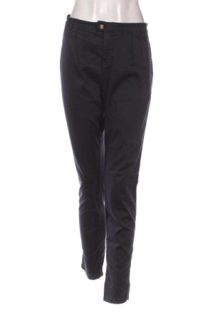 Damenhose Bershka, Größe L, Farbe Blau, Preis 15,00 €