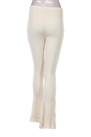 Pantaloni de femei Bershka, Mărime S, Culoare Ecru, Preț 91,99 Lei