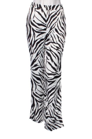 Damenhose Bershka, Größe S, Farbe Mehrfarbig, Preis € 14,77
