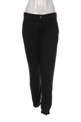 Pantaloni de femei Bershka, Mărime M, Culoare Negru, Preț 78,20 Lei
