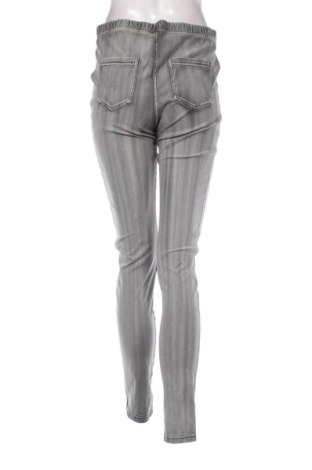 Pantaloni de femei Calzedonia, Mărime XL, Culoare Gri, Preț 129,99 Lei