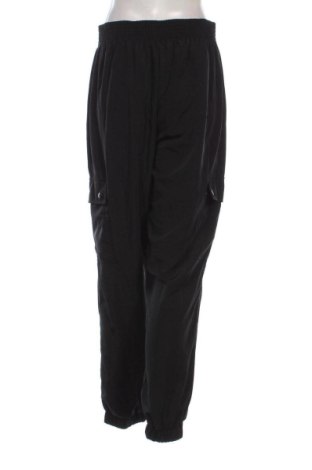 Дамски панталон Cropp, Размер M, Цвят Черен, Цена 21,47 €