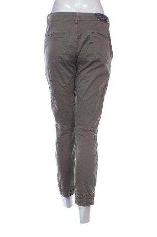 Pantaloni de femei Denny Rose, Mărime L, Culoare Verde, Preț 196,99 Lei