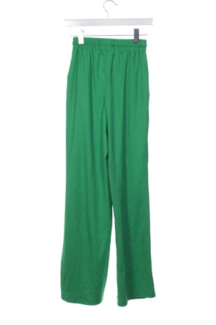 Damenhose Femme, Größe XS, Farbe Grün, Preis 27,99 €