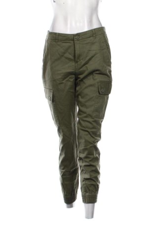 Дамски панталон H&M, Размер M, Цвят Зелен, Цена 15,33 €