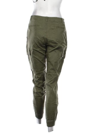 Дамски панталон H&M, Размер M, Цвят Зелен, Цена 15,33 €
