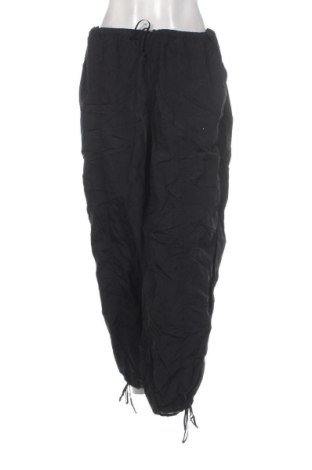 Pantaloni de femei H&M Divided, Mărime XL, Culoare Negru, Preț 91,99 Lei