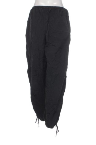 Pantaloni de femei H&M Divided, Mărime XL, Culoare Negru, Preț 91,99 Lei