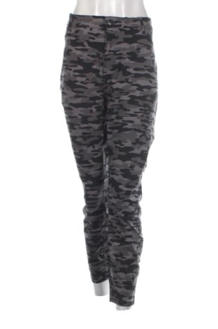 Damskie spodnie Janina, Rozmiar XXL, Kolor Kolorowy, Cena 78,99 zł