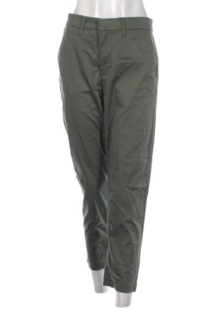 Дамски панталон Levi's, Размер L, Цвят Зелен, Цена 73,11 €
