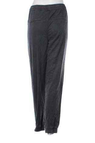 Dámske nohavice New Look, Veľkosť 3XL, Farba Sivá, Cena  17,95 €