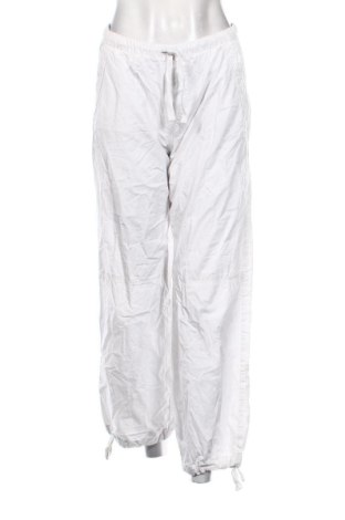 Damskie spodnie Pull&Bear, Rozmiar S, Kolor Biały, Cena 78,99 zł