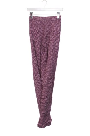 Pantaloni de femei Pull&Bear, Mărime XXS, Culoare Multicolor, Preț 91,99 Lei