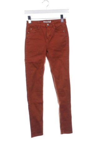 Дамски панталон Pull&Bear, Размер XS, Цвят Кафяв, Цена 15,00 €