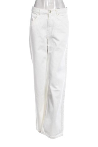 Дамски панталон Pull&Bear, Размер M, Цвят Екрю, Цена 24,03 €