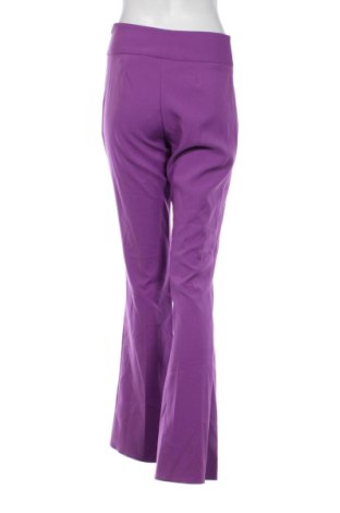 Pantaloni de femei Rinascimento, Mărime M, Culoare Mov, Preț 196,99 Lei
