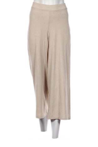 Дамски панталон Stradivarius, Размер M, Цвят Бежов, Цена 15,33 €