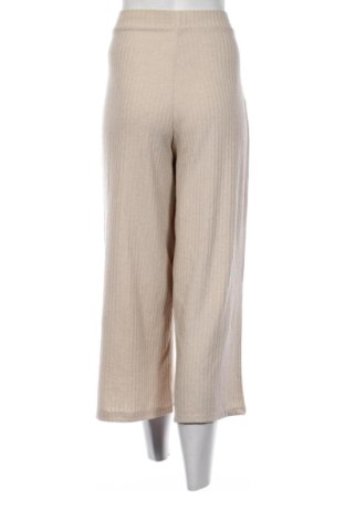 Дамски панталон Stradivarius, Размер M, Цвят Бежов, Цена 15,33 €