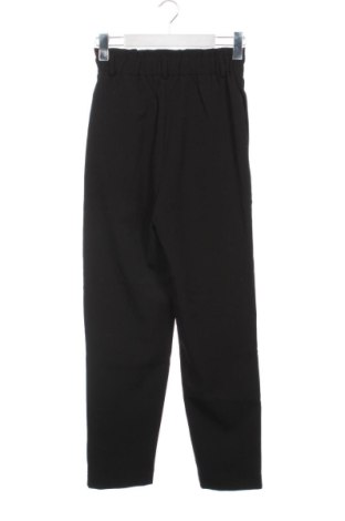 Pantaloni de femei Stradivarius, Mărime XXS, Culoare Negru, Preț 145,99 Lei