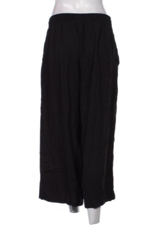 Damenhose Terranova, Größe L, Farbe Schwarz, Preis € 15,00