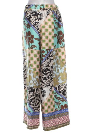 Pantaloni de femei Zara, Mărime XL, Culoare Multicolor, Preț 196,99 Lei