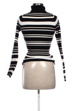 Дамски пуловер Guess, Размер M, Цвят Многоцветен, Цена 35,00 €