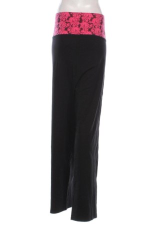 Дамско спортно долнище Bpc Bonprix Collection, Размер 3XL, Цвят Черен, Цена 15,33 €