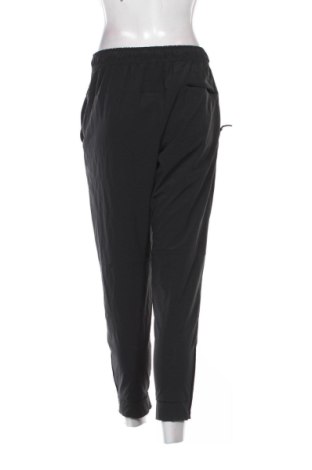 Pantaloni trening de femei Nike, Mărime M, Culoare Negru, Preț 129,99 Lei