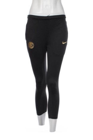 Pantaloni trening de femei Nike, Mărime M, Culoare Multicolor, Preț 129,99 Lei