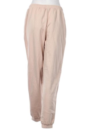 Дамско спортно долнище Reebok, Размер L, Цвят Бежов, Цена 48,06 €