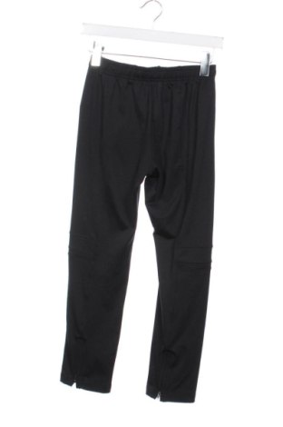 Детско спортно долнище Under Armour, Размер 10-11y/ 146-152 см, Цвят Черен, Цена 17,89 €