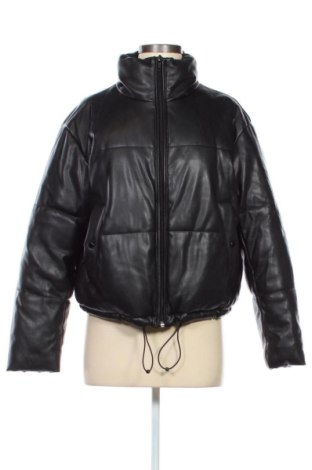 Γυναικείο μπουφάν Pull&Bear, Μέγεθος S, Χρώμα Μαύρο, Τιμή 29,64 €