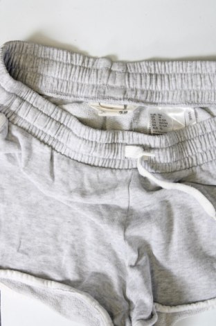 Παιδικό κοντό παντελόνι H&M, Μέγεθος 10-11y/ 146-152 εκ., Χρώμα Πολύχρωμο, Τιμή 7,00 €