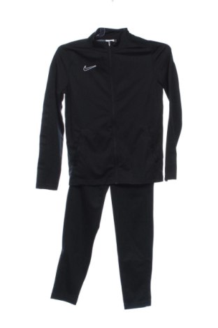 Dětský komplet  Nike, Velikost 11-12y/ 152-158 cm, Barva Černá, Cena  879,00 Kč