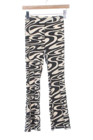 Παιδικό παντελόνι H&M, Μέγεθος 10-11y/ 146-152 εκ., Χρώμα Πολύχρωμο, Τιμή 10,74 €, #136503994
