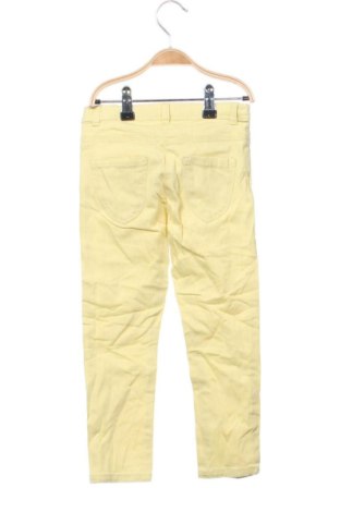 Kinderhose Kiabi, Größe 3-6m/ 62-68 cm, Farbe Gelb, Preis 13,99 €